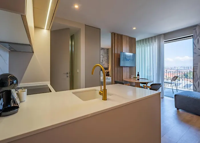 Douro Tower - Pool, 360cº View, Ac&free Parking * Vila Nova de Gaia